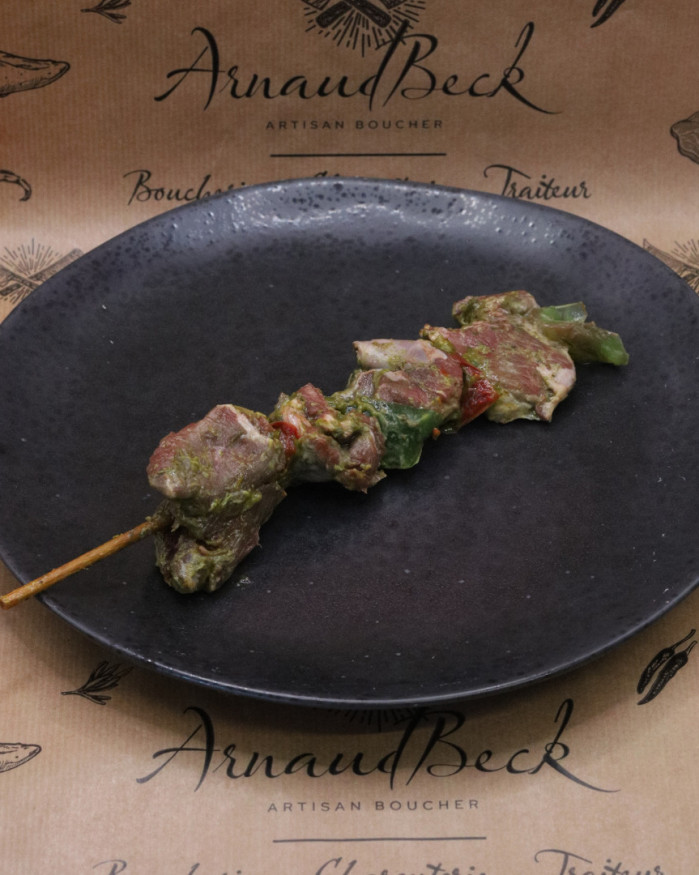 Brochette d’onglet de porc à l’ail des ours